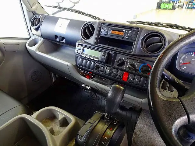 日野 デュトロ TPG-XZC605M(2WD)の写真9