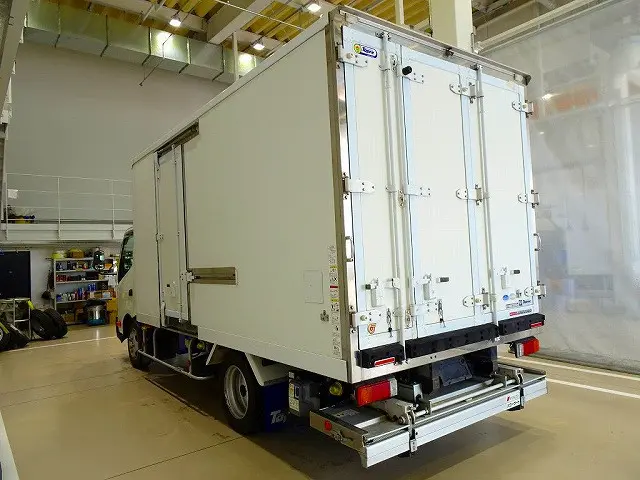 日野 デュトロ TPG-XZU710M(2WD)の写真4