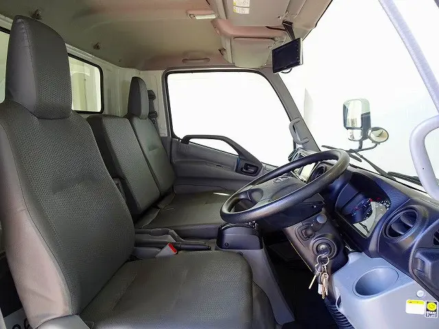 日野 デュトロ TPG-XZU710M(2WD)の写真6