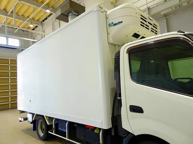 日野 デュトロ TPG-XZU710M(2WD)の写真31