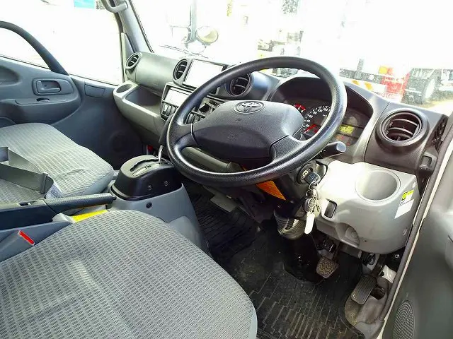 トヨタ ダイナ LDF-KDY231(2WD)の写真5
