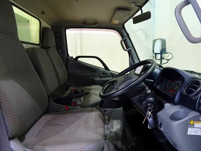 トヨタ ダイナ LDF-KDY231(2WD)の写真6