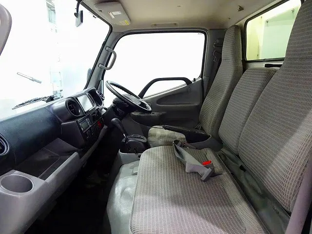 トヨタ ダイナ LDF-KDY231(2WD)の写真8