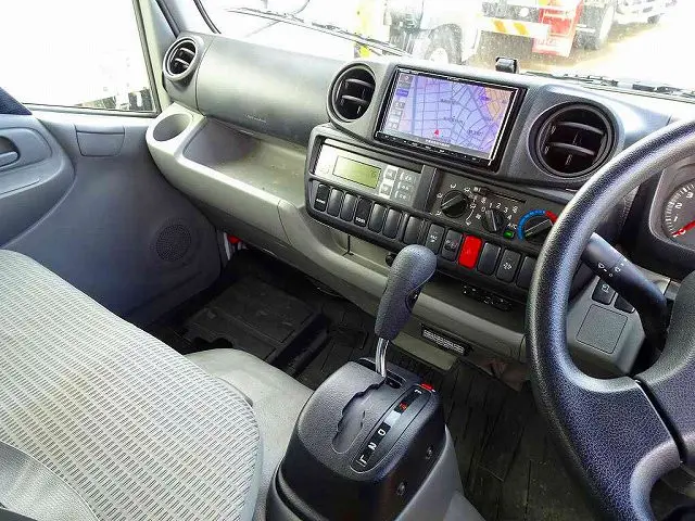 トヨタ ダイナ LDF-KDY231(2WD)の写真9