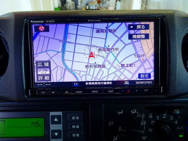 社外メモリーナビ/バックカメラ連動/フルセグTV/DVD(CN-RE05D)|トヨタ ダイナ LDF-KDY231(2WD)の写真12