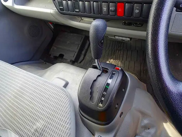 トヨタ ダイナ LDF-KDY231(2WD)の写真17