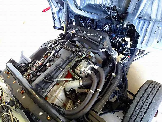エンジンルーム|トヨタ ダイナ LDF-KDY231(2WD)の写真35