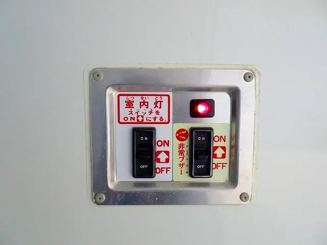 トヨタ ハイエースレジアス LDF-KDH206V(4WD)の写真28