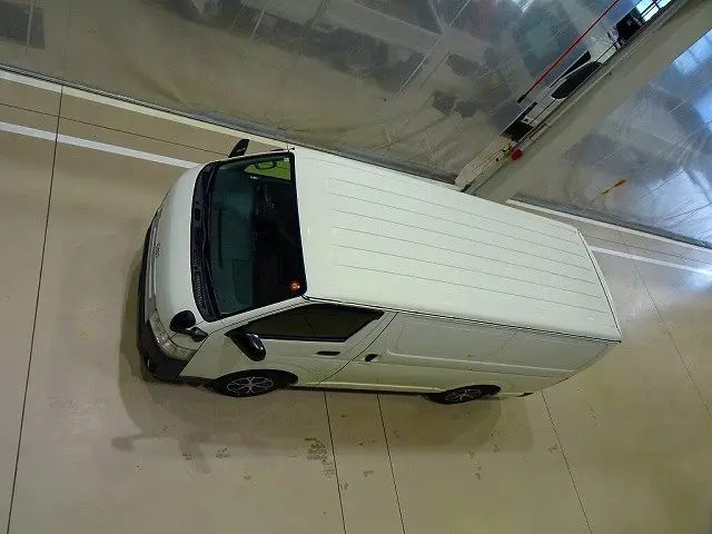 トヨタ ハイエースレジアス LDF-KDH206V(4WD)の写真33