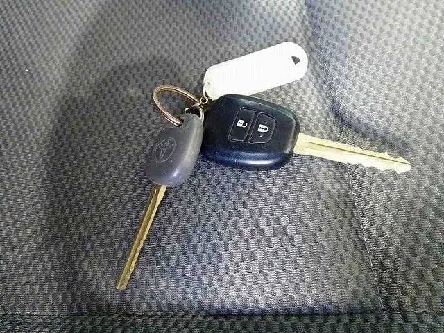 トヨタ ハイエースレジアス LDF-KDH206V(4WD)の写真37