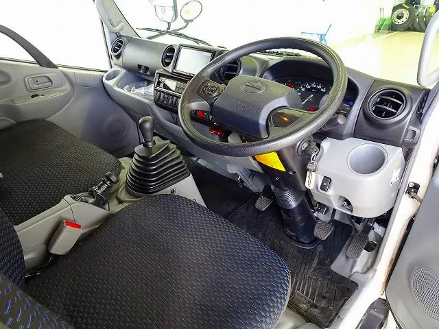 日野 デュトロ 2KG-XZU605M(2WD)の写真5