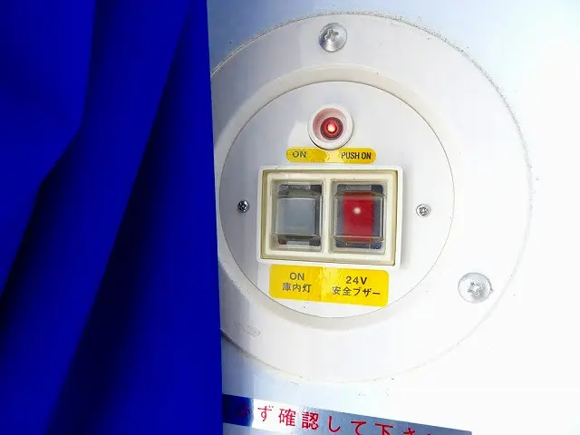 日野 デュトロ 2KG-XZU605M(2WD)の写真32