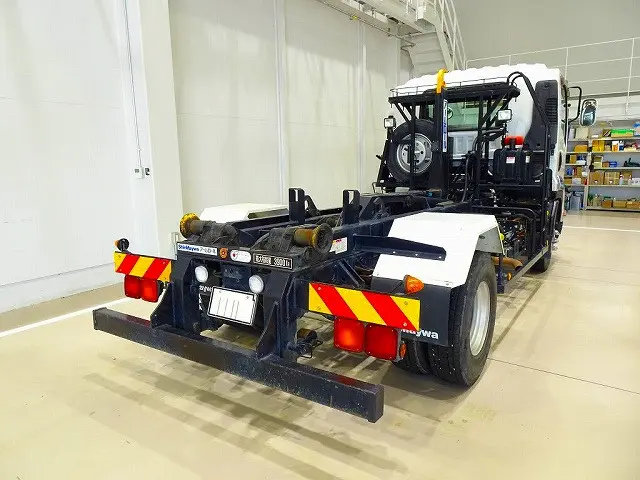 いすゞ フォワード TKG-FRR90S2(2WD)の写真3