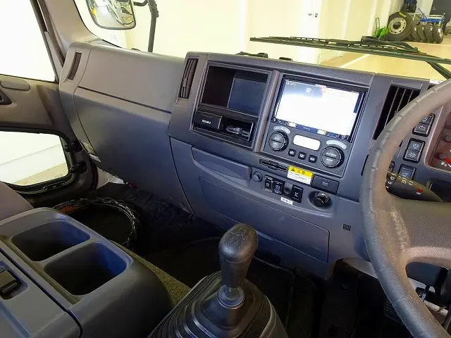 いすゞ フォワード TKG-FRR90S2(2WD)の写真10
