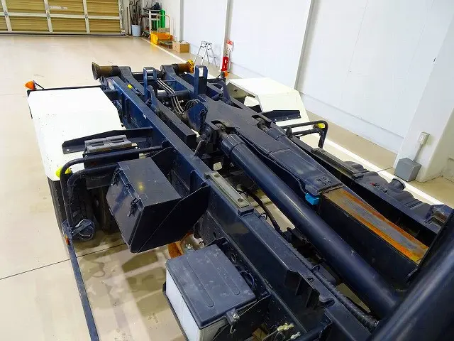 いすゞ フォワード TKG-FRR90S2(2WD)の写真26