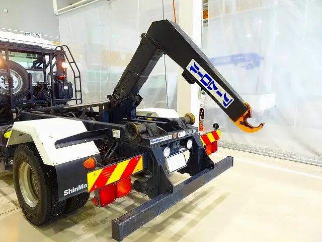 いすゞ フォワード TKG-FRR90S2(2WD)の写真33