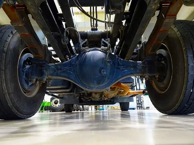 いすゞ フォワード TKG-FRR90S2(2WD)の写真39
