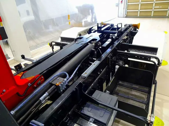 フックロール 極東開発/JM04-55-C 脱着式コンテナ車 上物スイッチキャブ室内(室内操作のみ) LED作業灯1個|いすゞ フォワード 2RG-FRR90S2(2WD)の写真30