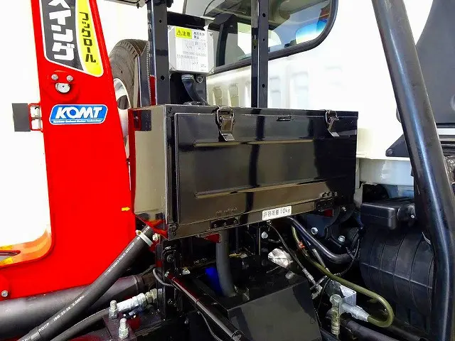 燃料タンク90L 右フロント工具箱 左シャシ中央工具BOX メッキホイールカバー/ナットカバー|いすゞ フォワード 2RG-FRR90S2(2WD)の写真47