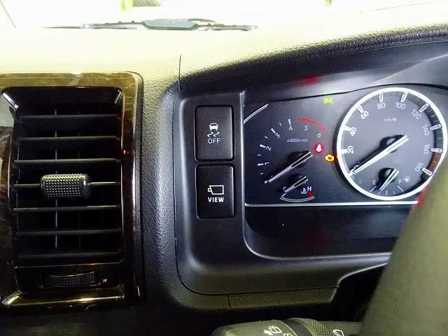 トヨタ ハイエースバン QDF-GDH206V(4WD)の写真11