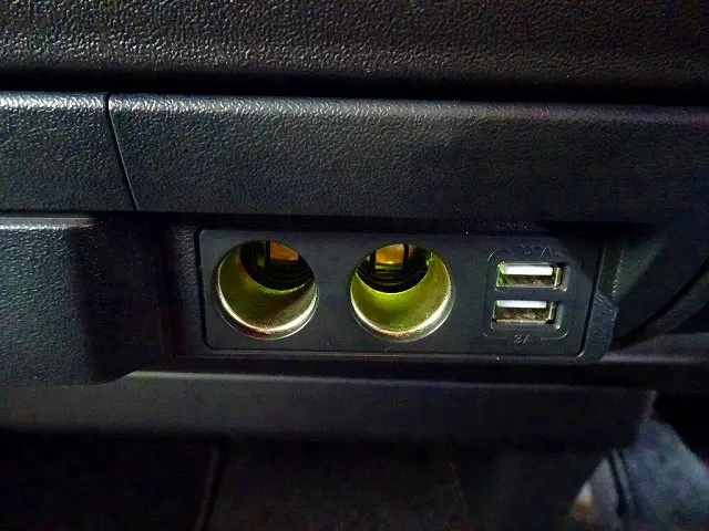 トヨタ ハイエースバン QDF-GDH206V(4WD)の写真16