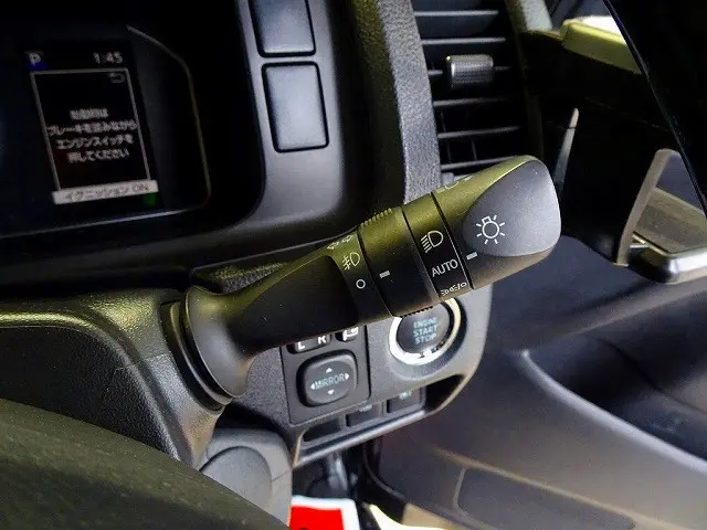 トヨタ ハイエースバン QDF-GDH206V(4WD)の写真23