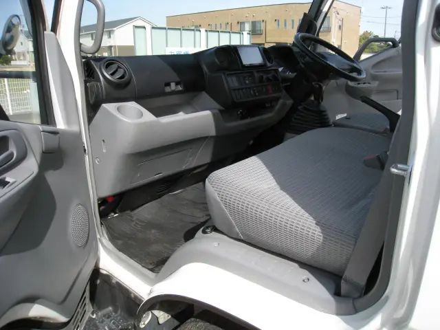 日野 デュトロ TKG-XZU605M(2WD)の写真18