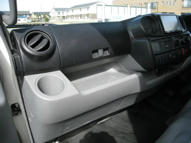 日野 デュトロ TKG-XZU605M(2WD)の写真23