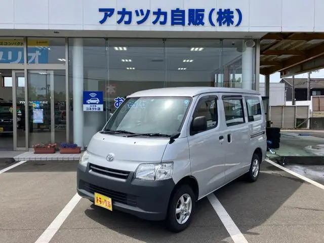 トヨタ タウンエースバン DBF-S412M(4WD)の写真2