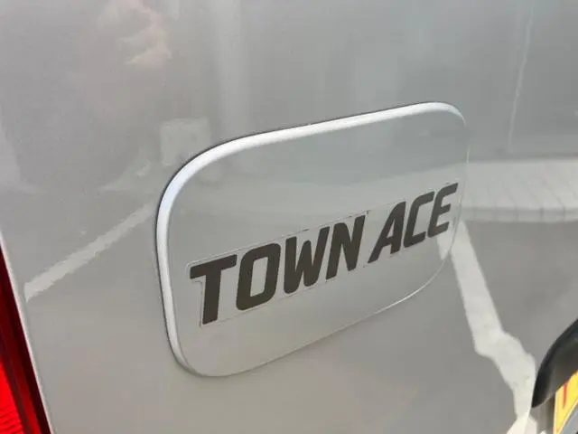 トヨタ タウンエースバン DBF-S412M(4WD)の写真13