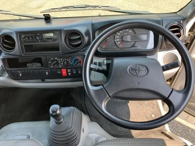 トヨタ トヨエース TKG-XZU605(2WD)の写真25