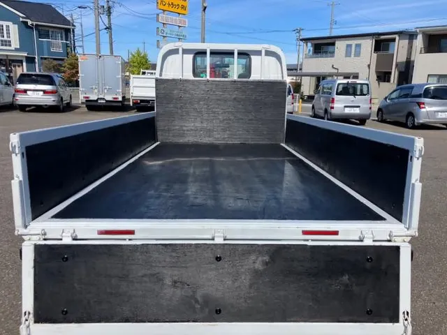 いすゞ エルフ TPG-NJS85A(4WD)の写真17