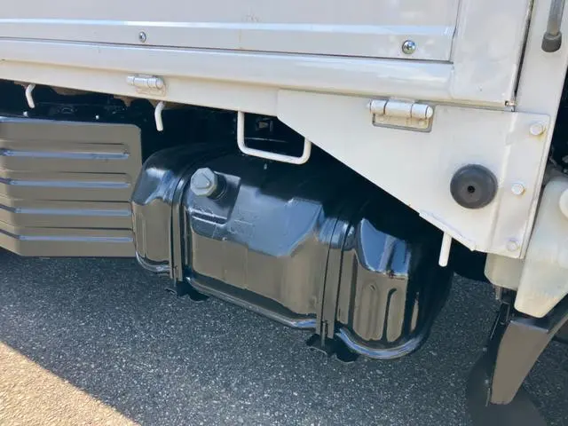 いすゞ エルフ TPG-NJS85A(4WD)の写真18