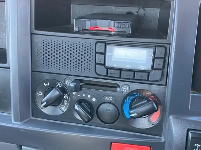 いすゞ エルフ TPG-NJS85A(4WD)の写真25