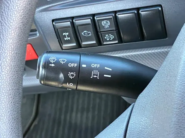 いすゞ エルフ TPG-NJS85A(4WD)の写真27