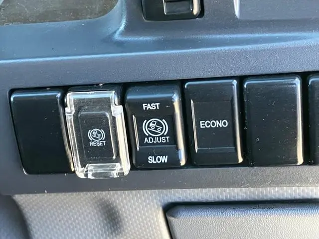 いすゞ エルフ TPG-NJS85A(4WD)の写真29