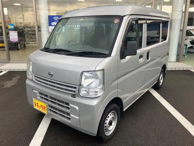 日産 クリッパーバン HBD-DR17V(4WD)の写真3