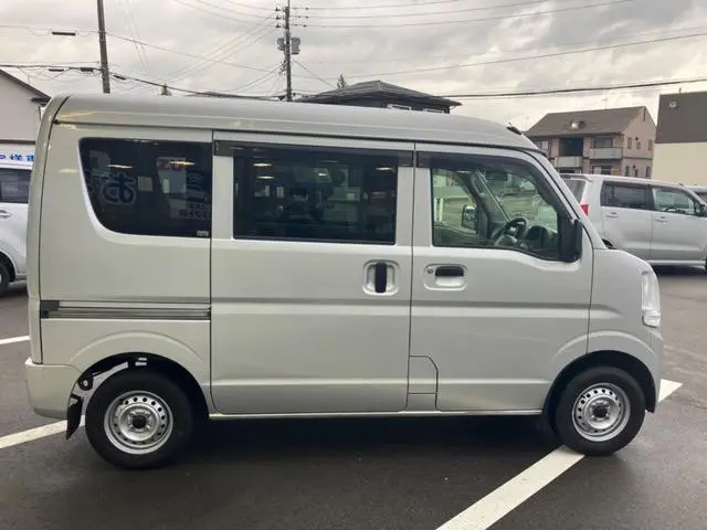 日産 クリッパーバン HBD-DR17V(4WD)の写真7