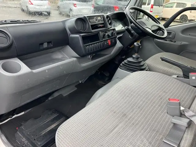 トヨタ トヨエース LDF-KDY281(4WD)の写真20