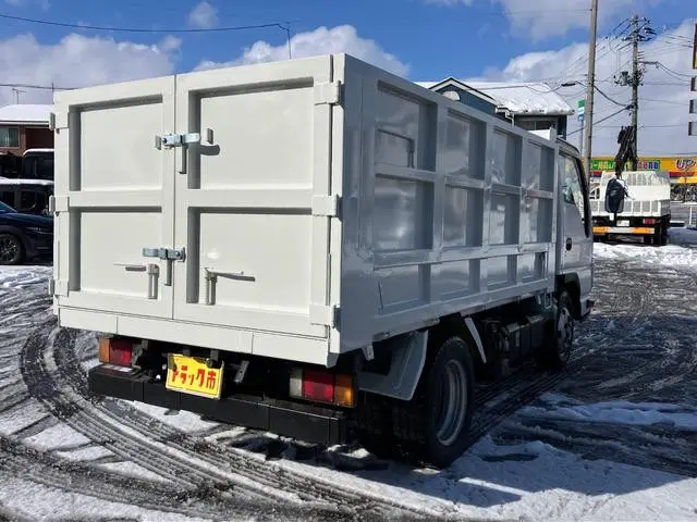 いすゞ エルフ 2RG-NJR88AD(2WD)の写真7