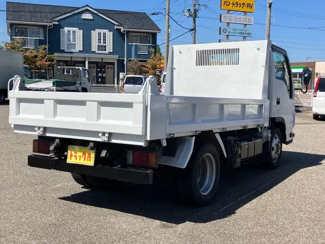 いすゞ エルフ 2RG-NJR88AD(2WD)の写真10