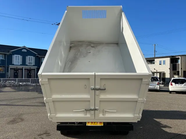 いすゞ エルフ 2RG-NJR88AD(2WD)の写真11