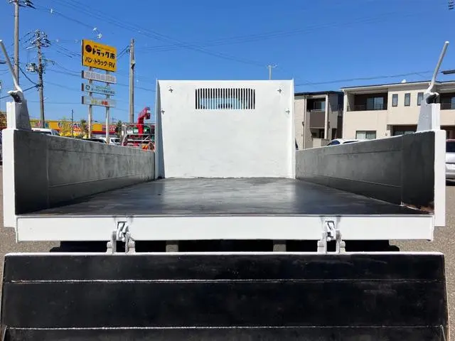 いすゞ エルフ 2RG-NJR88AD(2WD)の写真13