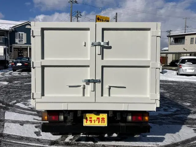 いすゞ エルフ 2RG-NJR88AD(2WD)の写真16