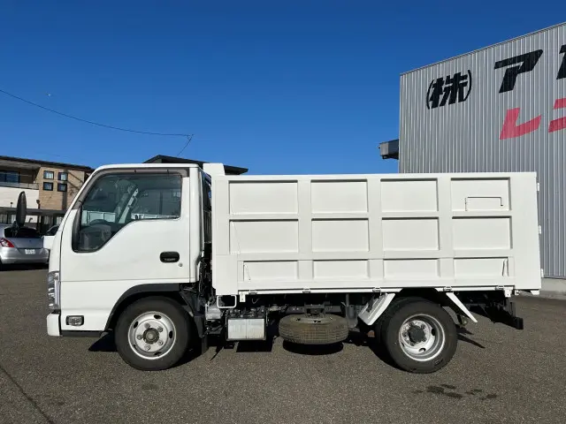 いすゞ エルフ 2RG-NJR88AD(2WD)の写真17