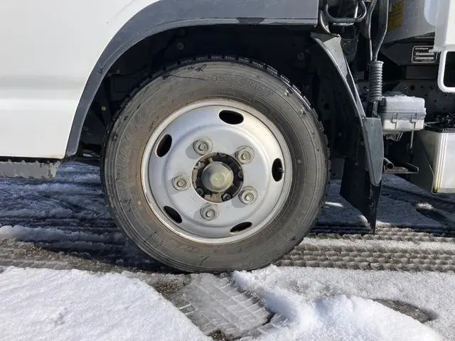 いすゞ エルフ 2RG-NJR88AD(2WD)の写真22