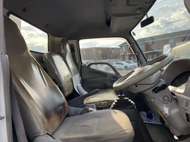 日野 デュトロ PB-XZU414M(2WD)の写真36