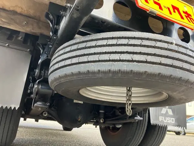 三菱 キャンター TPG-FDA00(4WD)の写真15