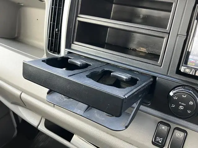 三菱 キャンター TPG-FDA00(4WD)の写真31