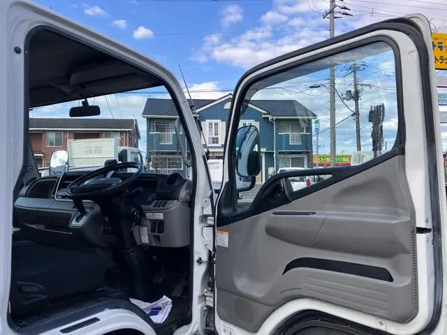三菱 キャンター TPG-FDA00(4WD)の写真43